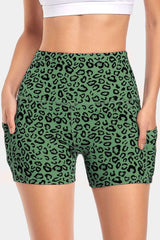 Vutru High-Waist Green Leopard Yoga Shorts VUTRU